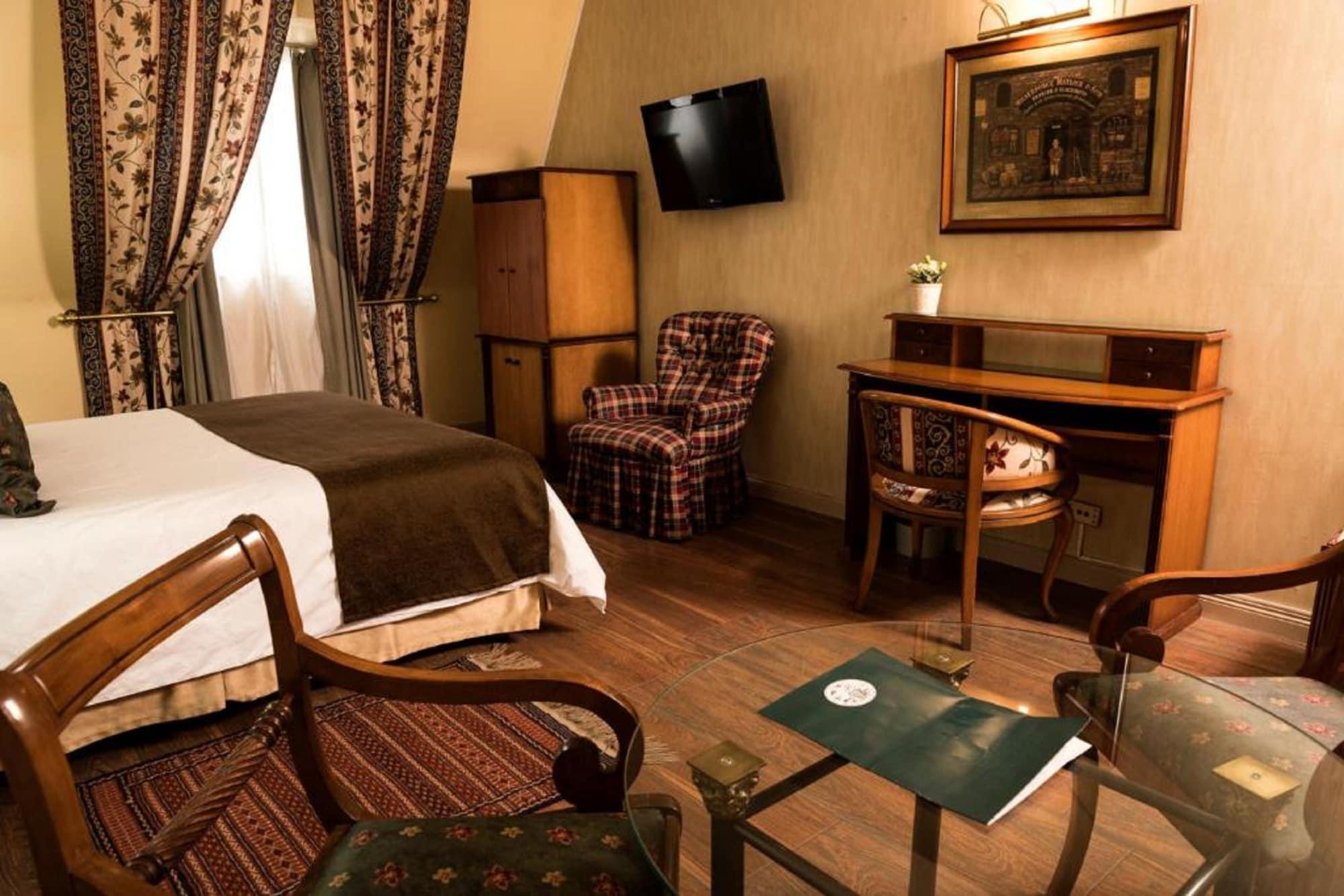 เมย์ฟลาวเวอร์ สวีท โฮเทล Hotel บัวโนสไอเรส ภายนอก รูปภาพ