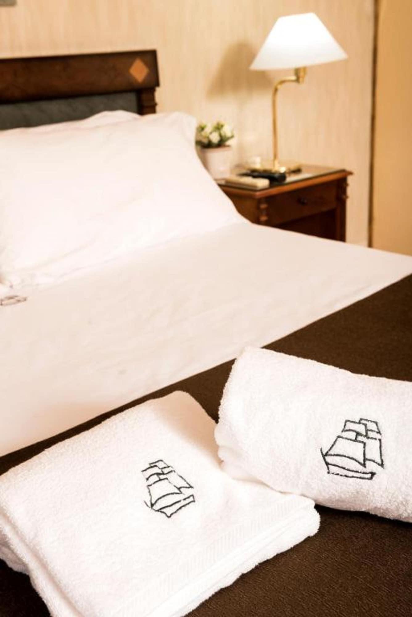 เมย์ฟลาวเวอร์ สวีท โฮเทล Hotel บัวโนสไอเรส ภายนอก รูปภาพ