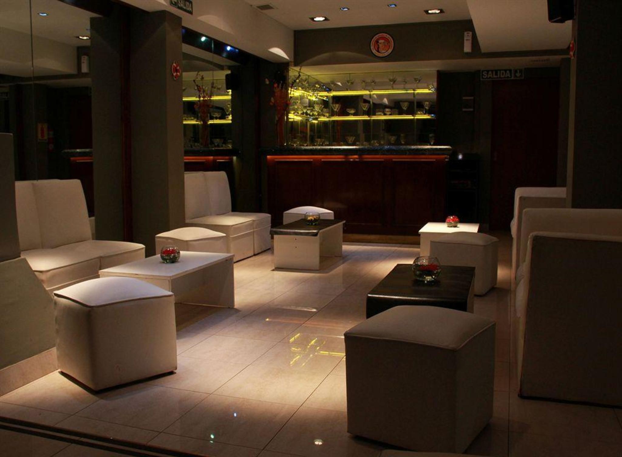 เมย์ฟลาวเวอร์ สวีท โฮเทล Hotel บัวโนสไอเรส ภายนอก รูปภาพ