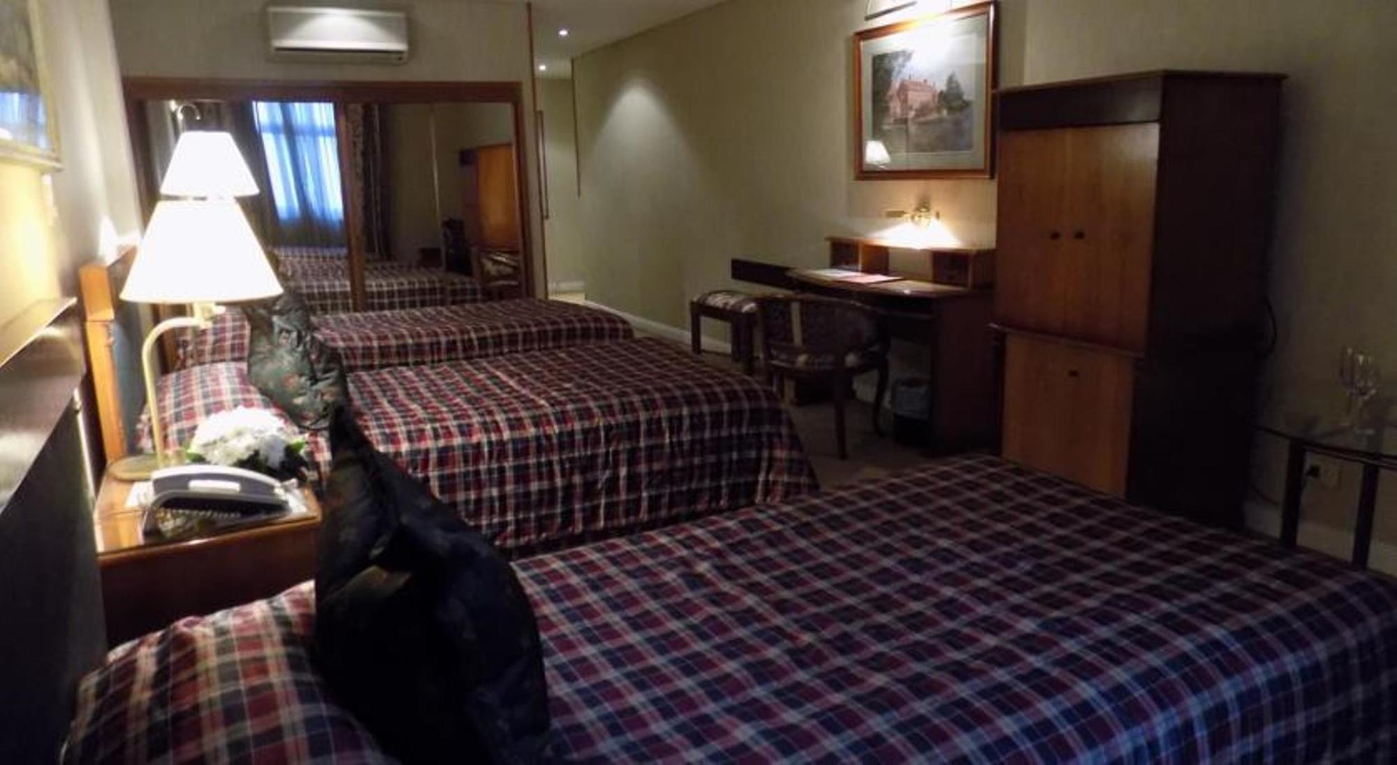 เมย์ฟลาวเวอร์ สวีท โฮเทล Hotel บัวโนสไอเรส ภายนอก รูปภาพ